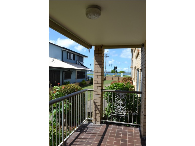 2/542 Marine Parade, Biggera Waters QLD 4216
