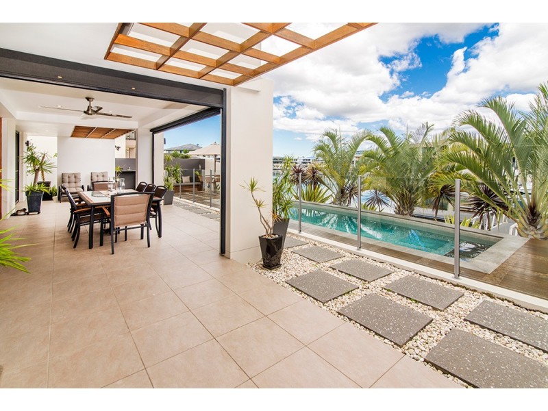 56 East Quay Drive, Biggera Waters QLD 4216