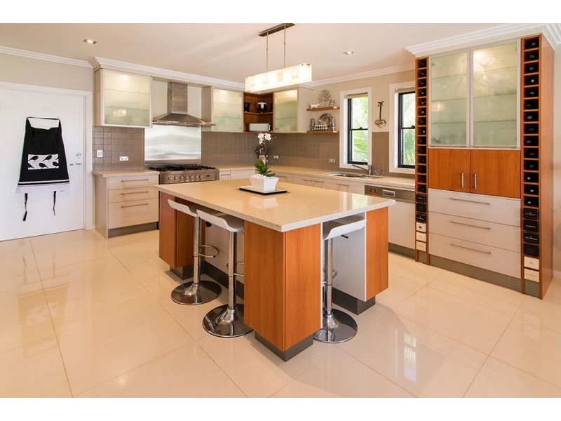 56 East Quay Drive, Biggera Waters QLD 4216