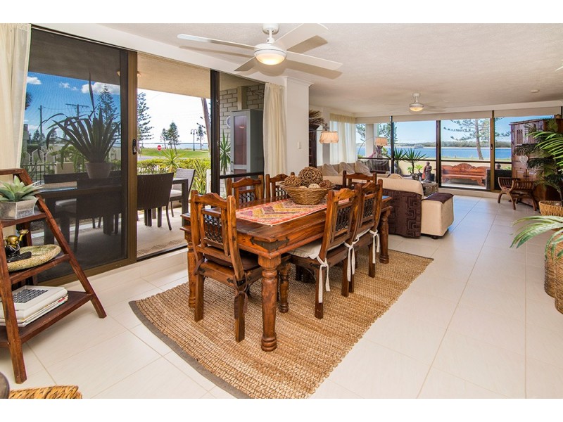 1/460 Marine Parade, Biggera Waters QLD 4216