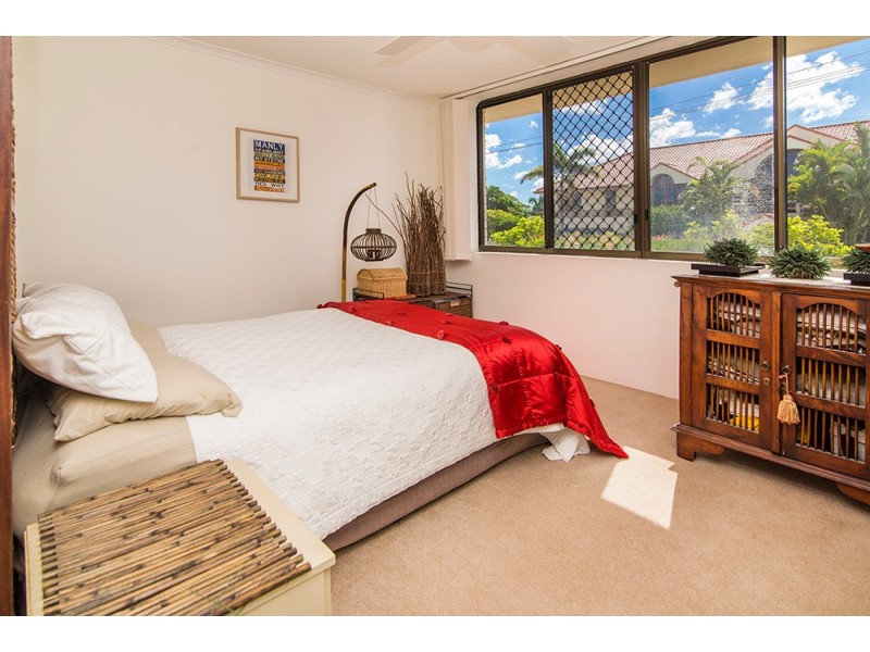 1/460 Marine Parade, Biggera Waters QLD 4216
