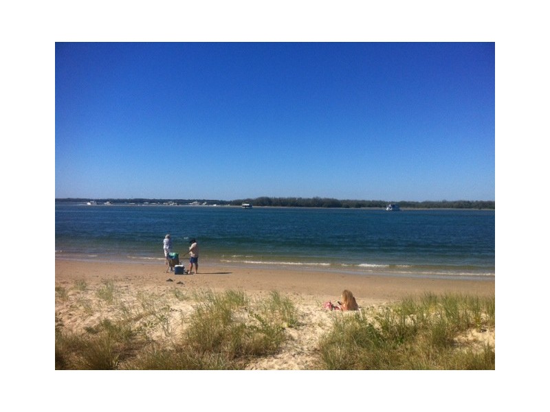 1/460 Marine Parade, Biggera Waters QLD 4216
