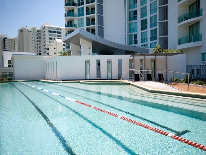 706/300 Marine Parade, Labrador QLD 4215