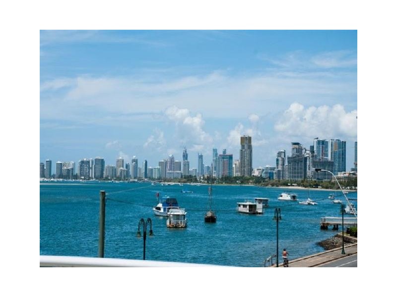 706/300 Marine Parade, Labrador QLD 4215