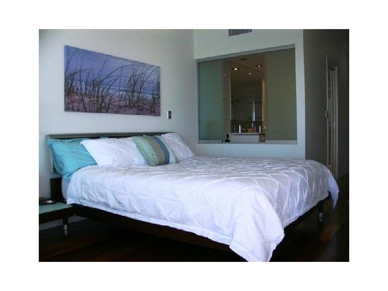 706/300 Marine Parade, Labrador QLD 4215