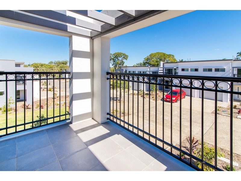 7/177 Central Street, Labrador QLD 4215