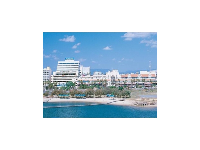 6/4 Marine Parade, Southport QLD 4215