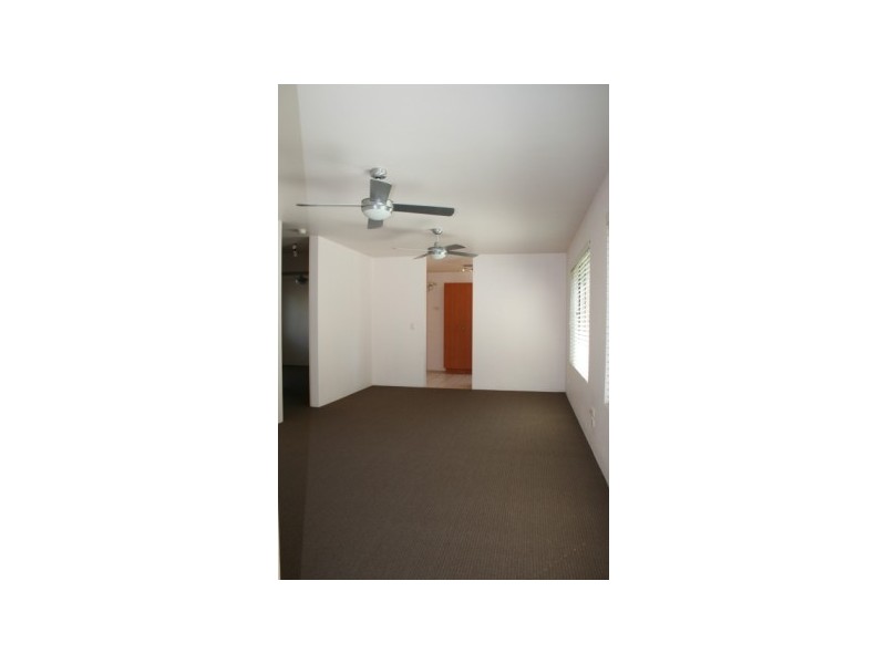 9/115 -117 Frank Street, Labrador QLD 4215
