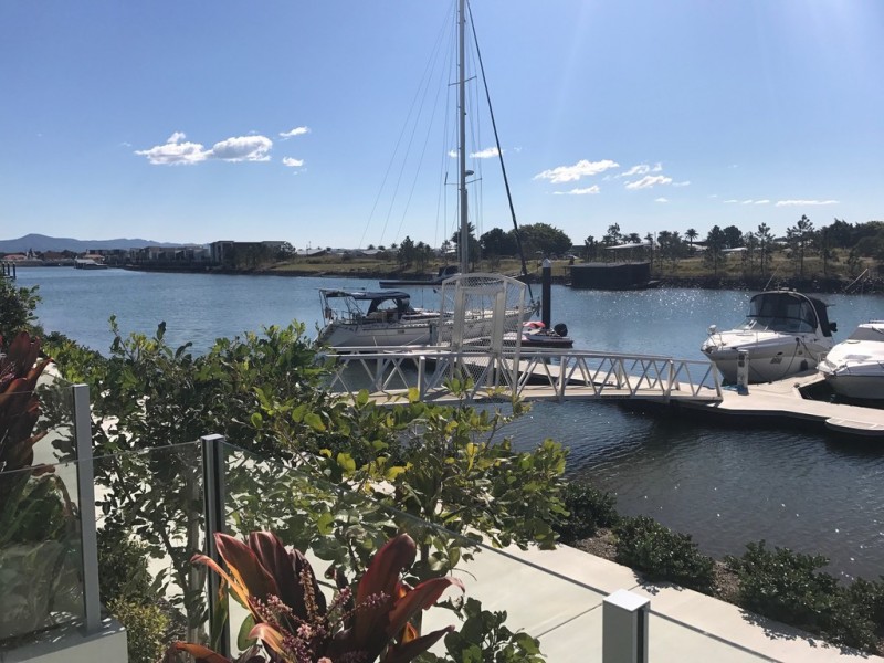 8/156 Marina Quays Boulevard, Hope Island QLD 4212