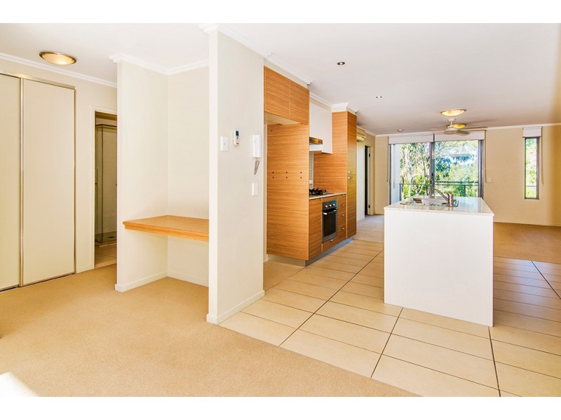 18/154 Musgrave Avenue, Southport QLD 4215