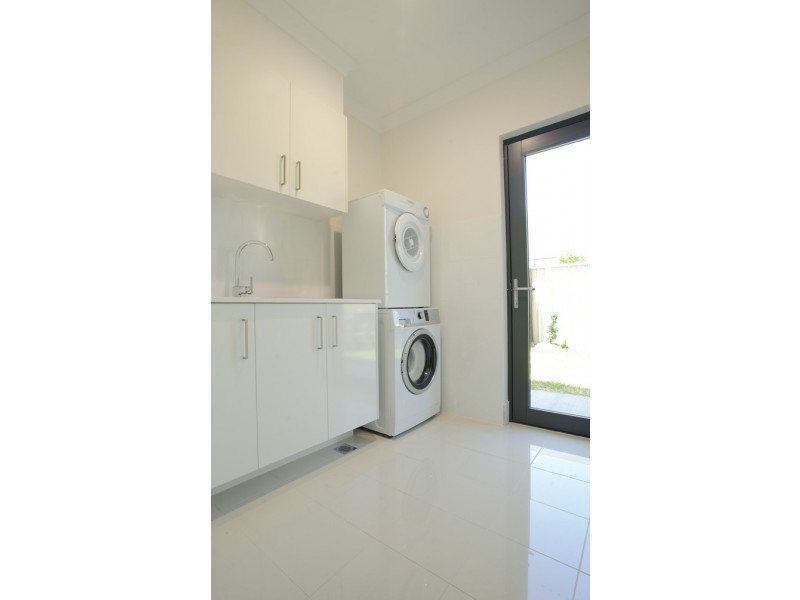 20/88 Broadwater Avenue, Hope Island QLD 4212