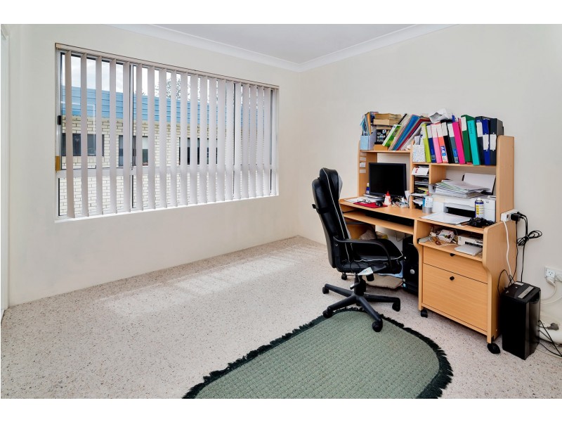 5/194 Marine Parade, Labrador QLD 4215