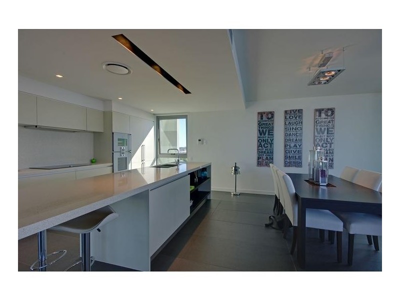 6/446 Marine Parade, Biggera Waters QLD 4216