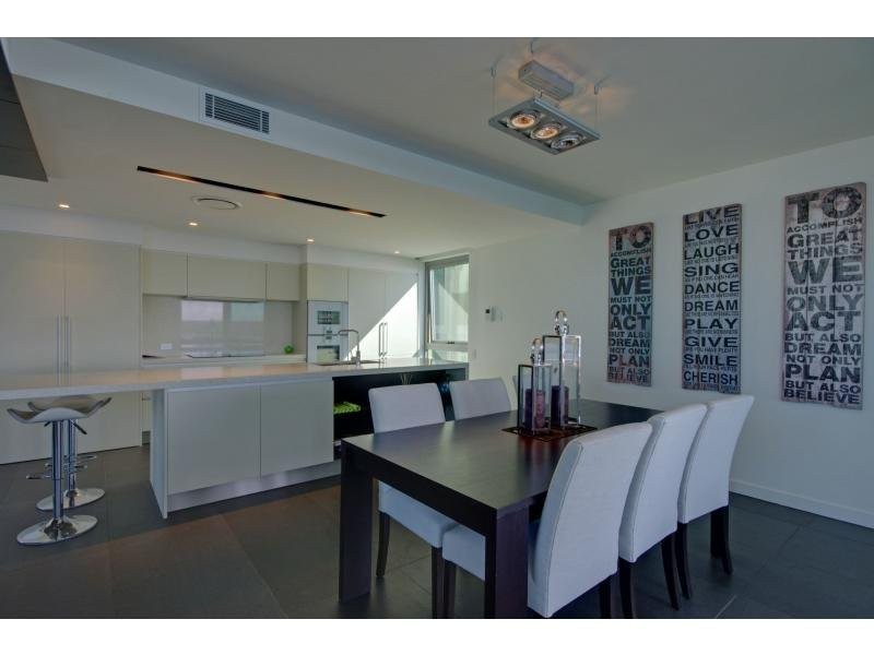 6/446 Marine Parade, Biggera Waters QLD 4216