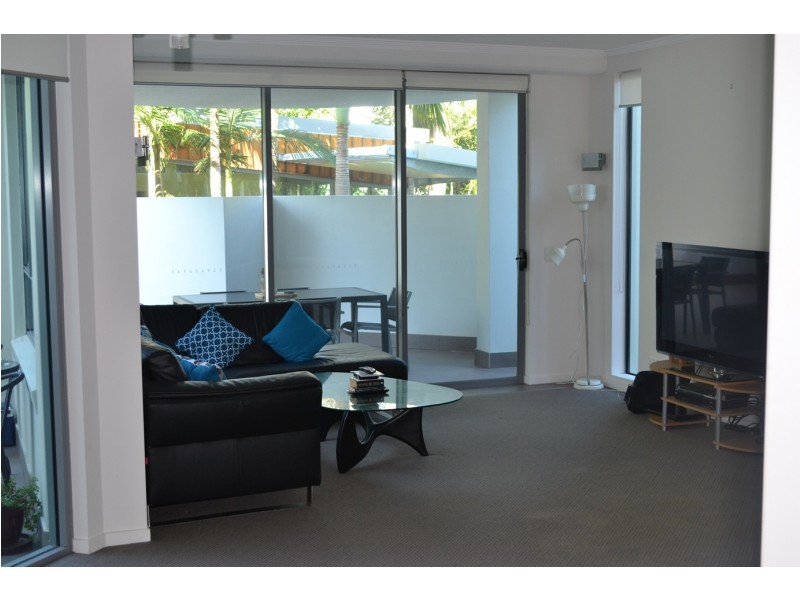 1I/28 Bayview Street, Runaway Bay QLD 4216