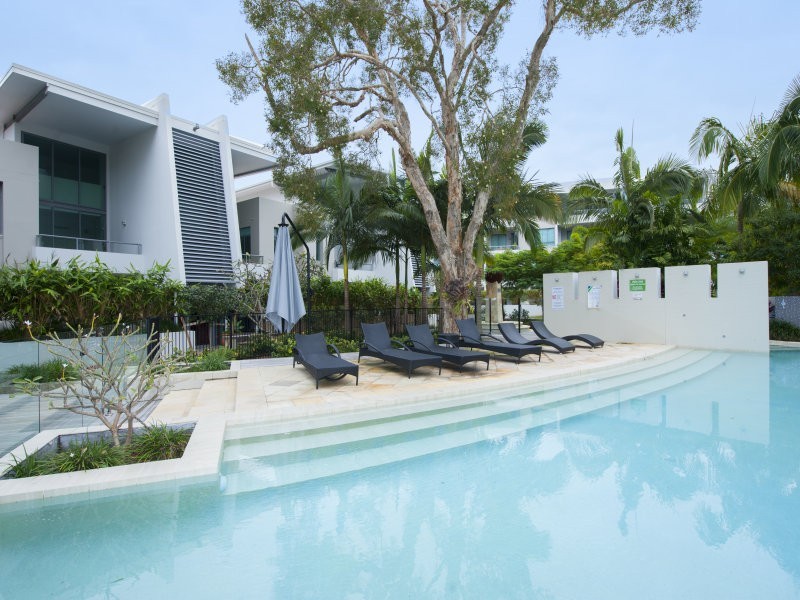 1I/28 Bayview Street, Runaway Bay QLD 4216