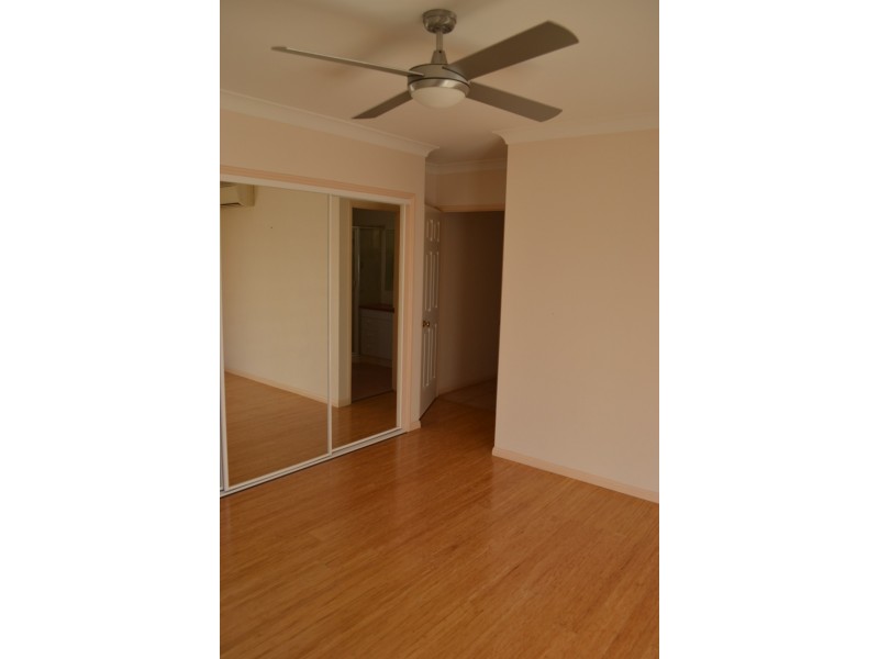 10 Hirono Court, Parkwood QLD 4214