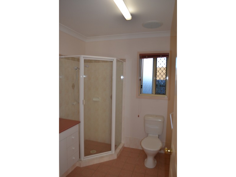 10 Hirono Court, Parkwood QLD 4214