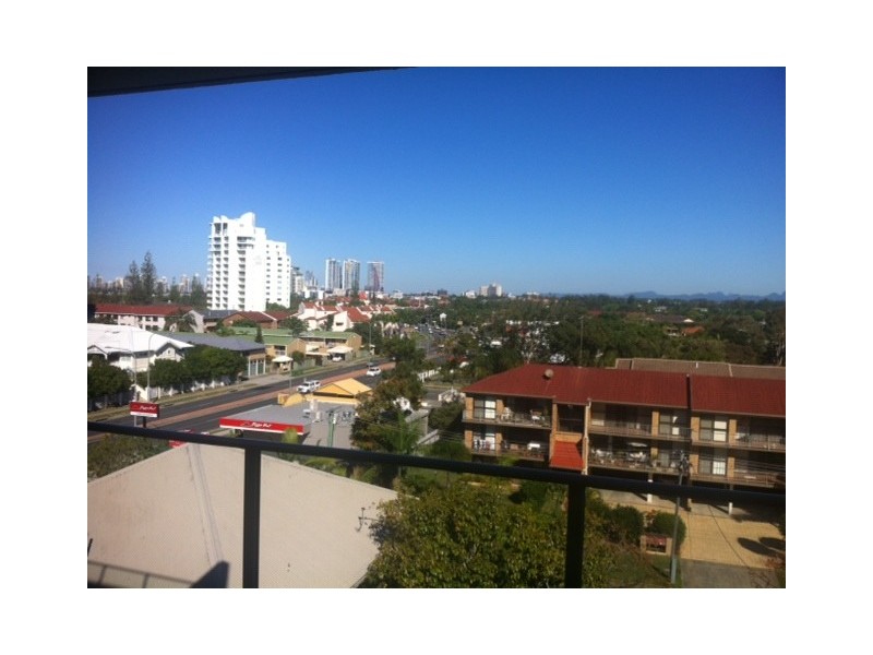 4-6 Bradford Street, Labrador QLD 4215