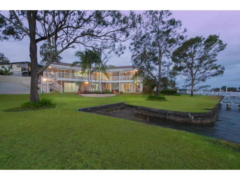 15 Lachlan Drive, Coomera QLD 4209