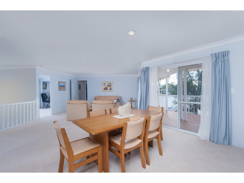 15 Lachlan Drive, Coomera QLD 4209
