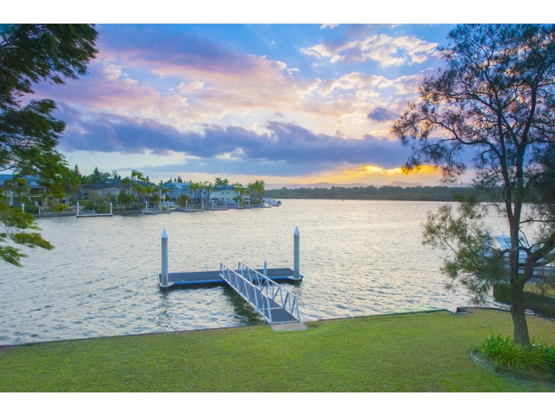 15 Lachlan Drive, Coomera QLD 4209