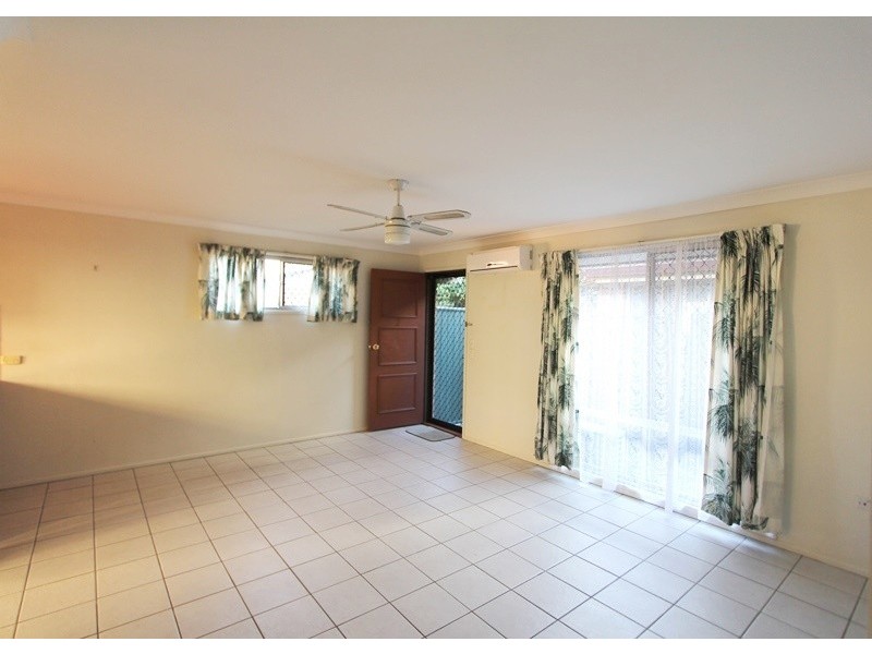 2/32 Little Norman Street, Southport QLD 4215