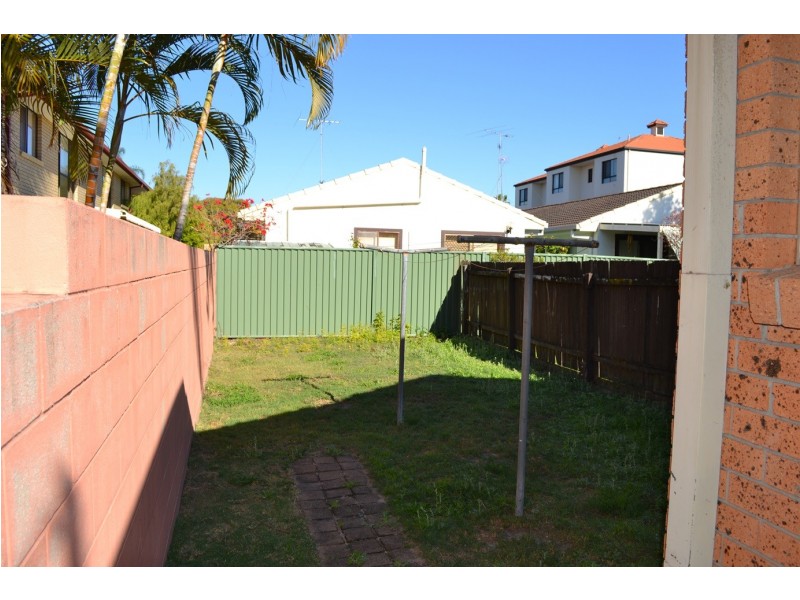 2/32 Little Norman Street, Southport QLD 4215