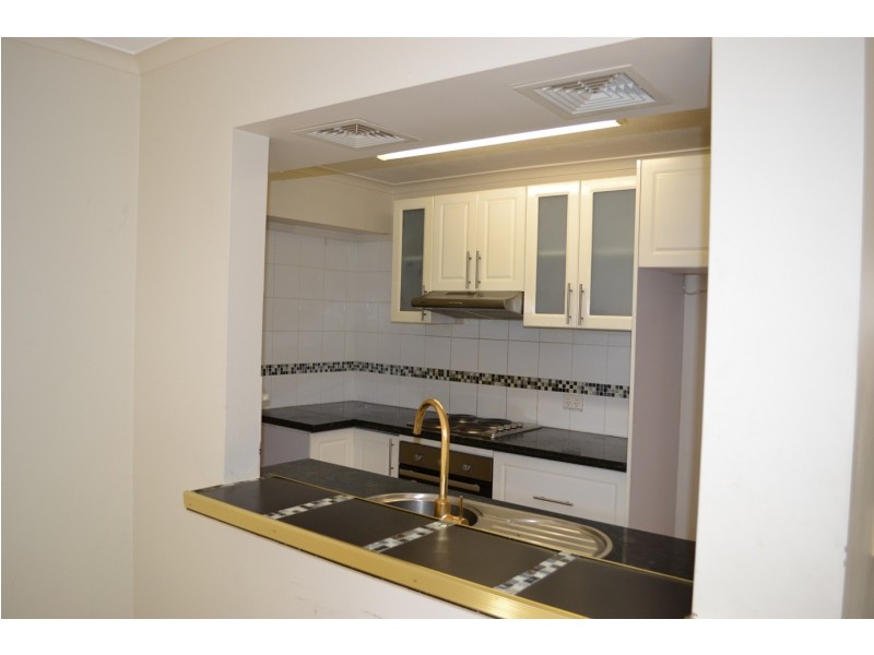 13/31 Whiting Street, Labrador QLD 4215