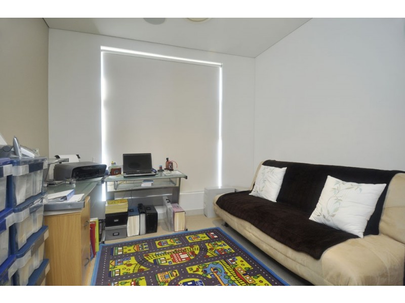 10/27-29 Madang Crescent, Runaway Bay QLD 4216