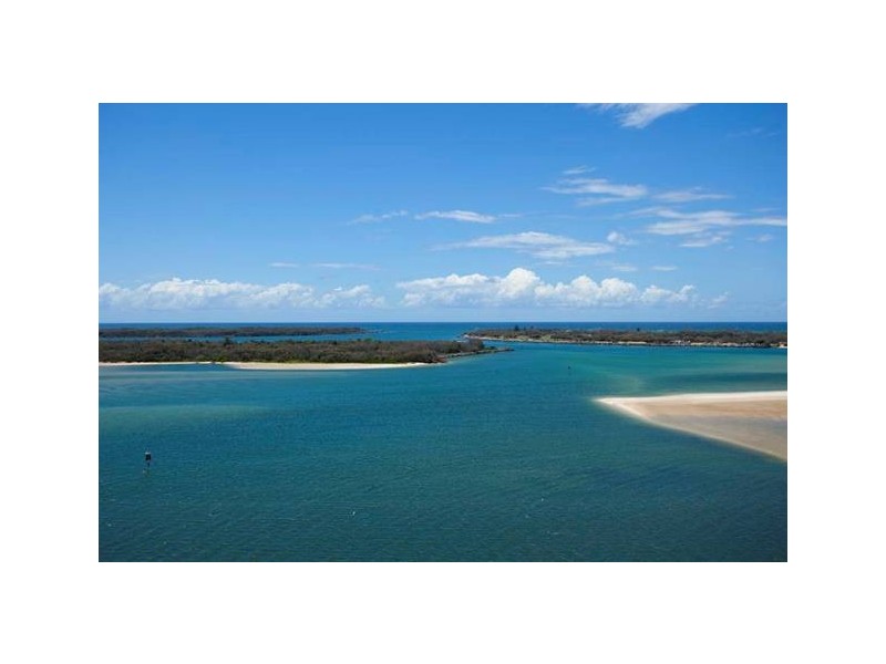 115/326 Marine Parade, Labrador QLD 4215