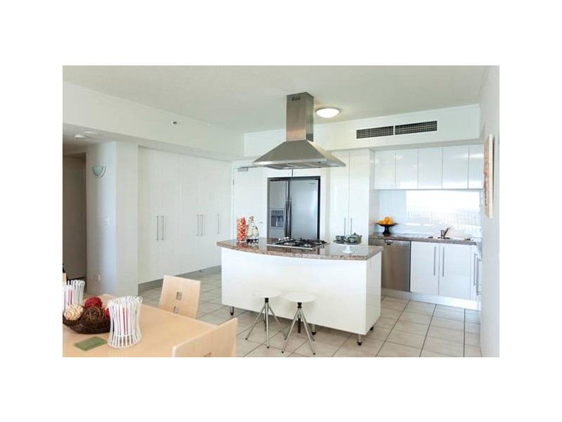 115/326 Marine Parade, Labrador QLD 4215