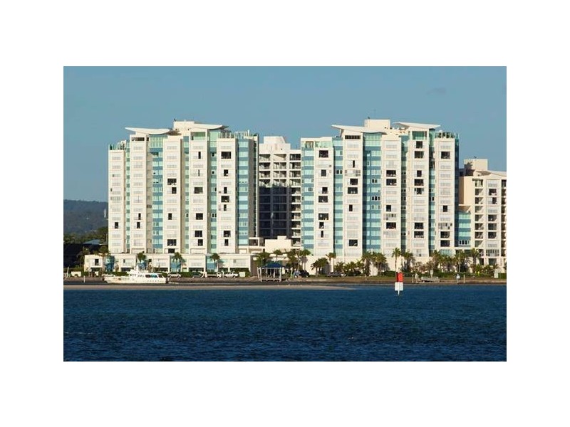 115/326 Marine Parade, Labrador QLD 4215