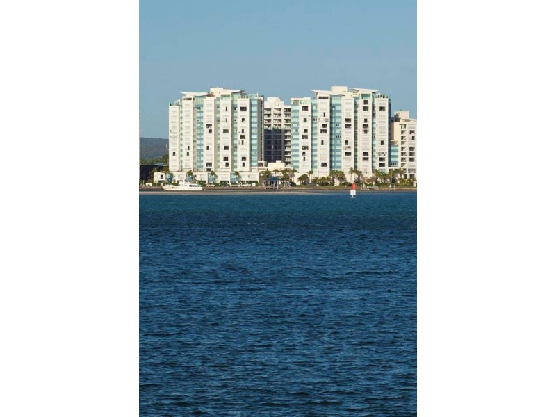 115/326 Marine Parade, Labrador QLD 4215