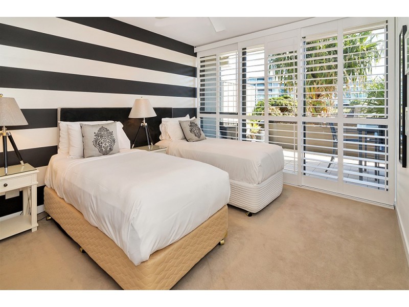 2105/323 Bayview Street, Hollywell QLD 4216