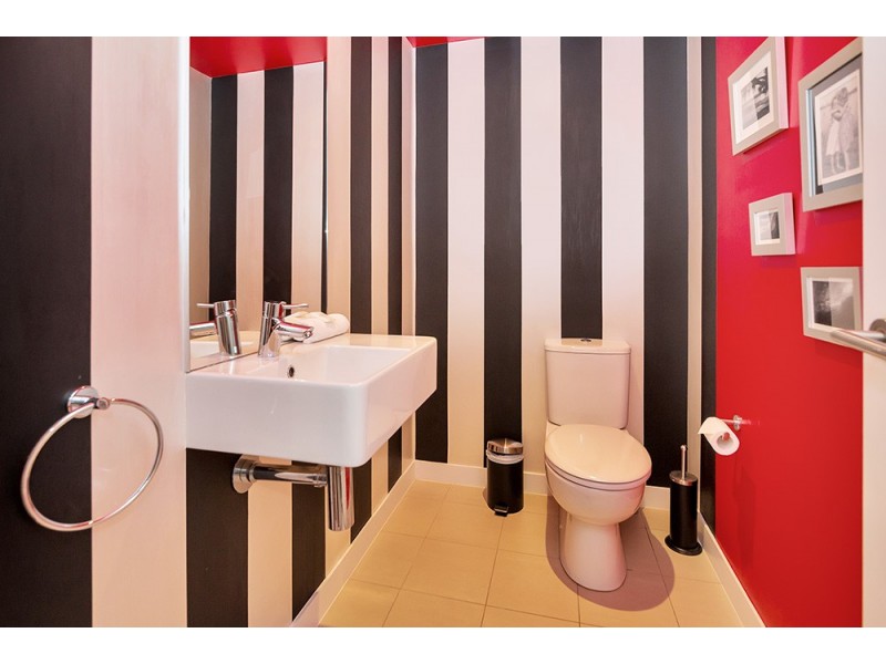 2105/323 Bayview Street, Hollywell QLD 4216