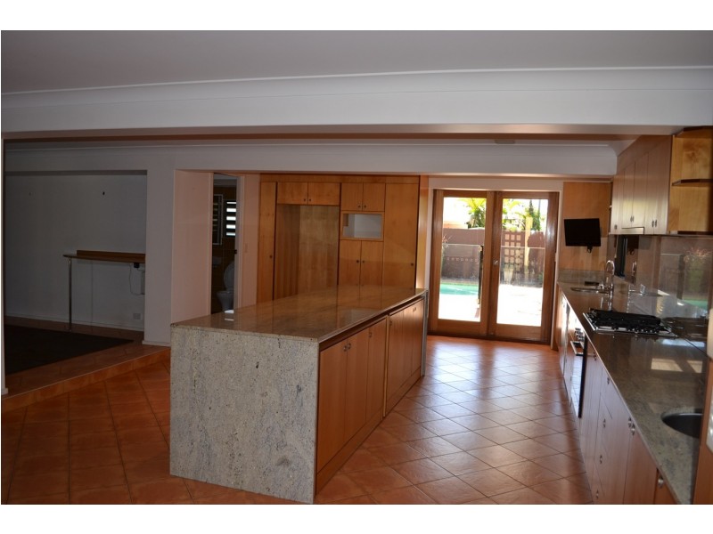 187 Whiting Street, Labrador QLD 4215