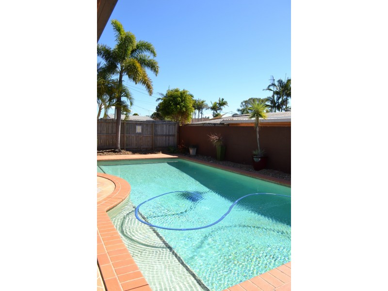 187 Whiting Street, Labrador QLD 4215