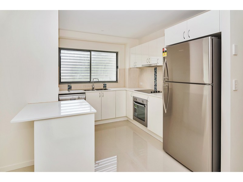 20-23/4-6 Bradford Street, Labrador QLD 4215