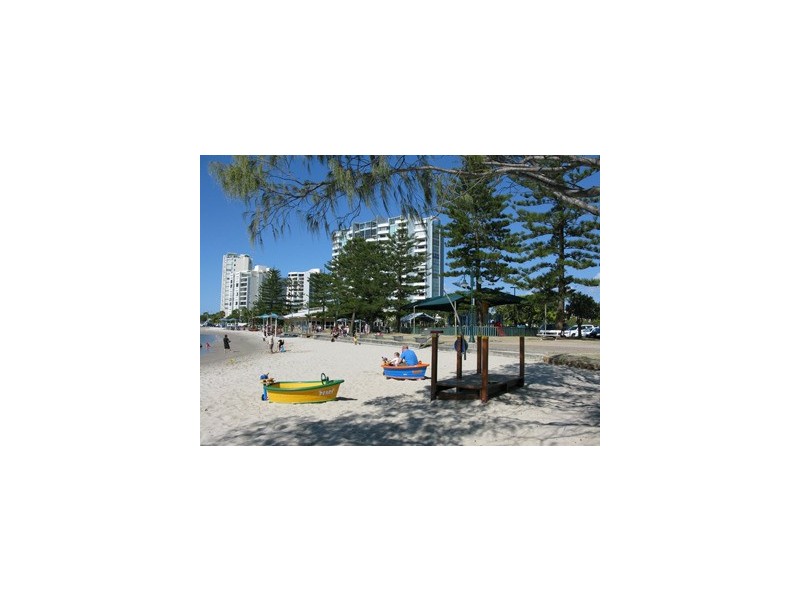 Labrador QLD 4215