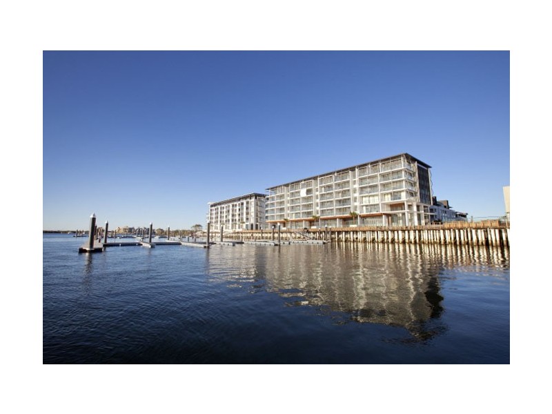 Paradise Point QLD 4216