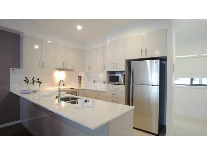 3/1 Mervyn Thomas Drive, Hope Island QLD 4212