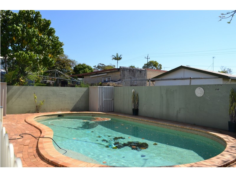 34 Ernest Street, Labrador QLD 4215
