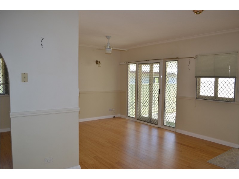 34 Ernest Street, Labrador QLD 4215