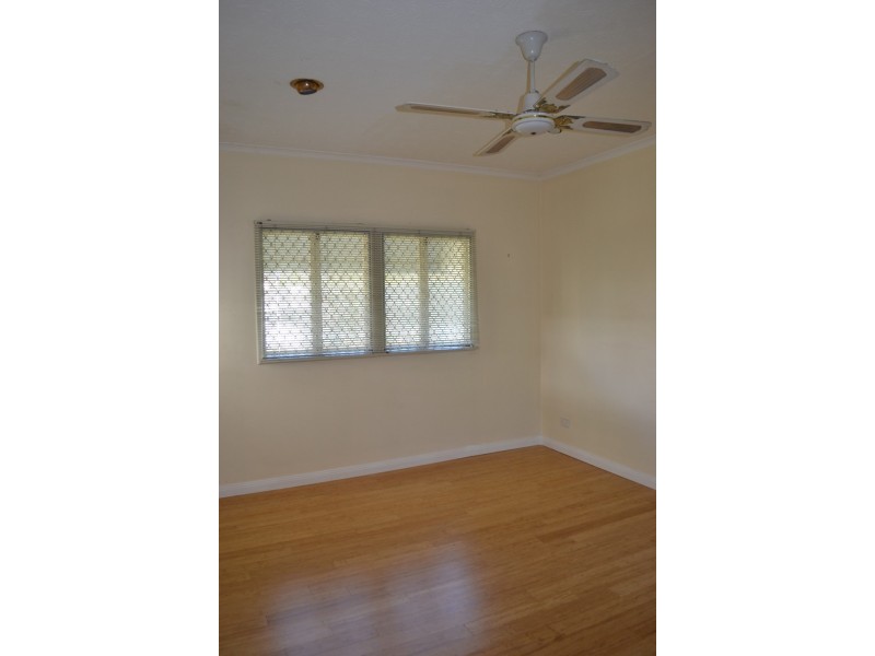 34 Ernest Street, Labrador QLD 4215