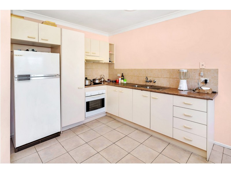 5/30 Government Road, Labrador QLD 4215