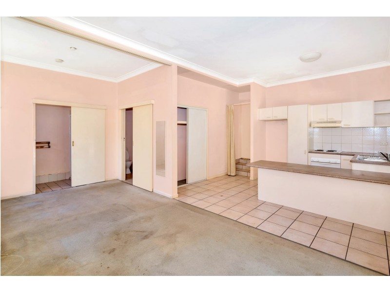 5/30 Government Road, Labrador QLD 4215