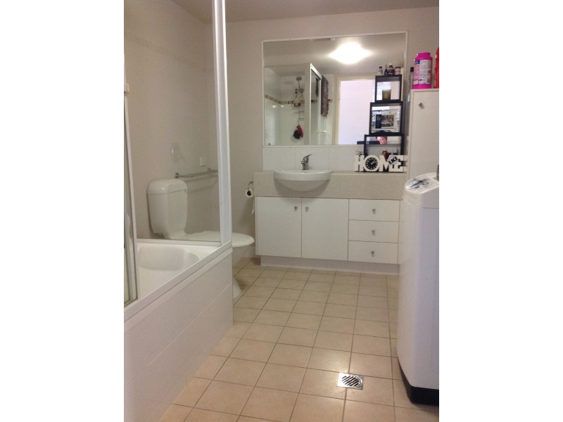 7/99 Muir Street, Labrador QLD 4215