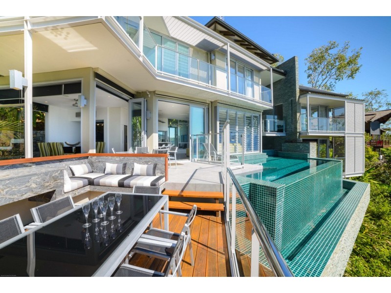 13 Marina Terrace, Hamilton Island QLD 4803