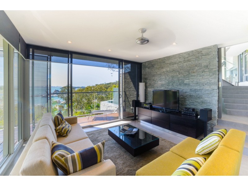 13 Marina Terrace, Hamilton Island QLD 4803
